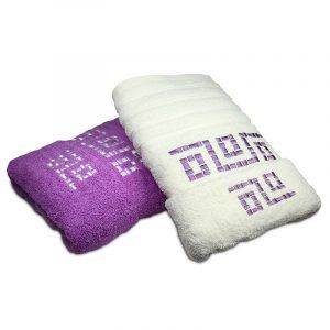 Set de 4 Toallas Jacquard Bordada Crudo Morado - Doral
