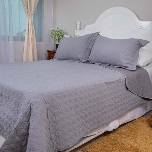 Quilt Velvety 2 Plazas / Gris - Doral
