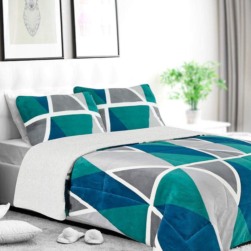 Cubrecama Sherpa Flannel Deluxe Estampado 2 pza / Triángulos Azul Gris Petróleo - Doral