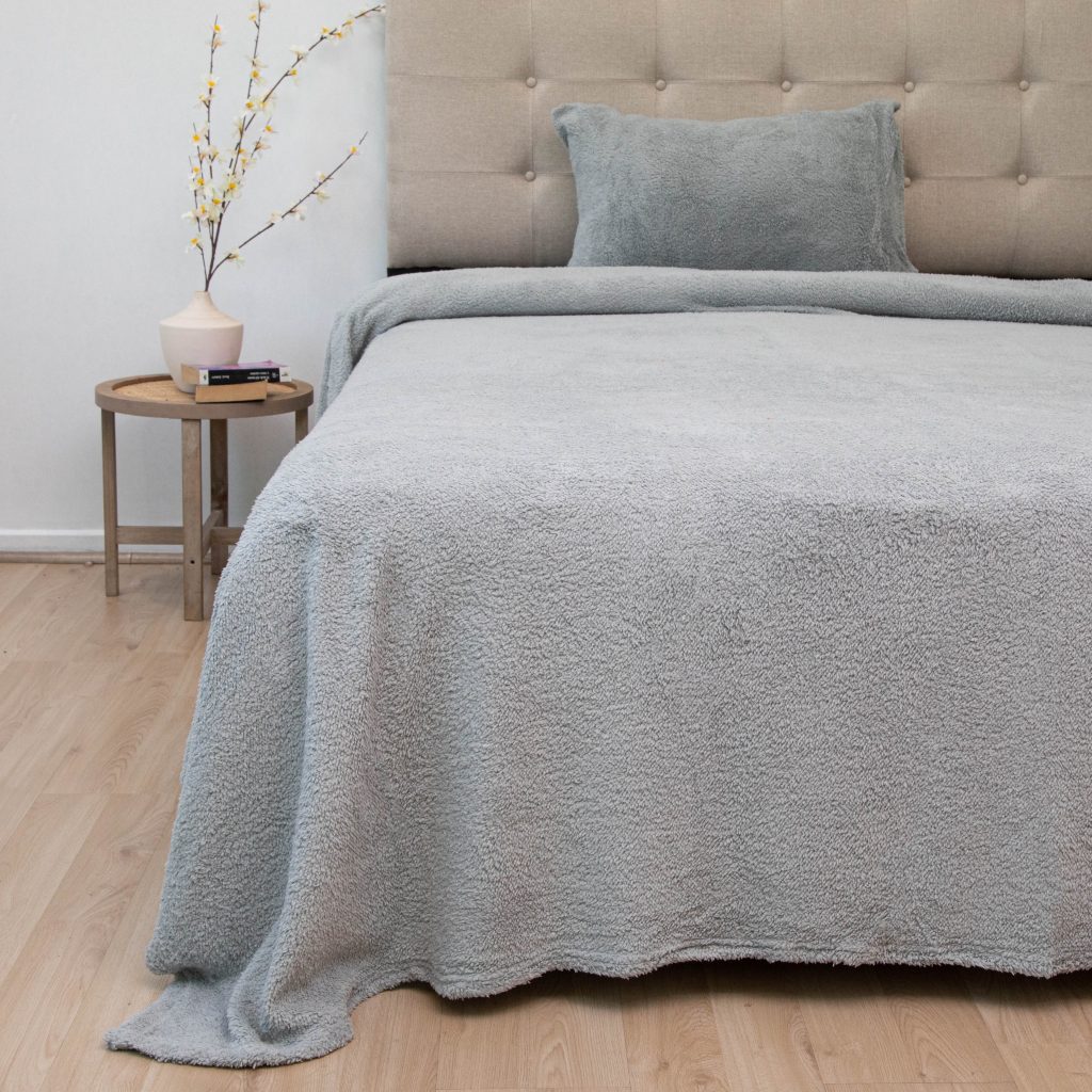 SABCHIL15GRI Juego Sábana Chiporro Lisa 1,5 pza Gris