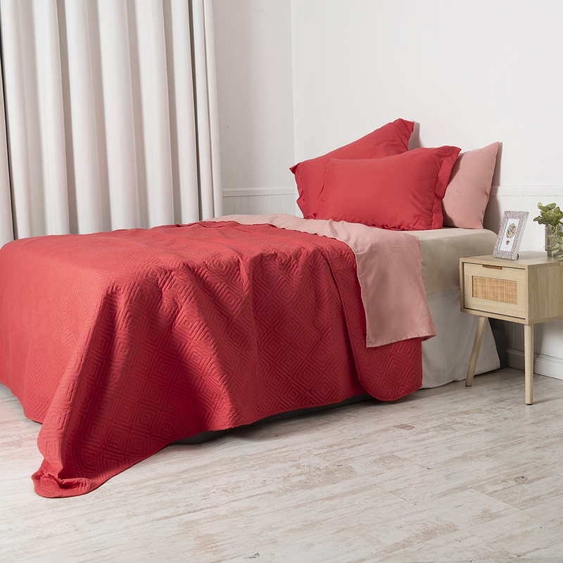 Quilt + Sábana Liso 2.5 Plazas / Coral - Mashini - Imagen 2