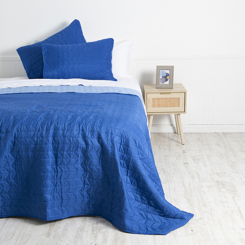 Quilt Bicolor 2 Plazas / Azul Celeste - Mashini