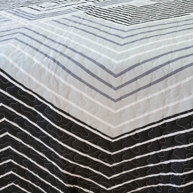 Quilt Stitchy Estampado 1.5 Plazas / ZigZag Gris y Negro - Doral - Imagen 2