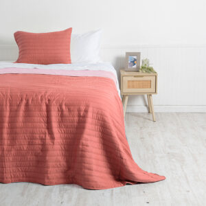 Quilt Toledo Liso 1.5 Plazas / Terra y Rosado - Mashini