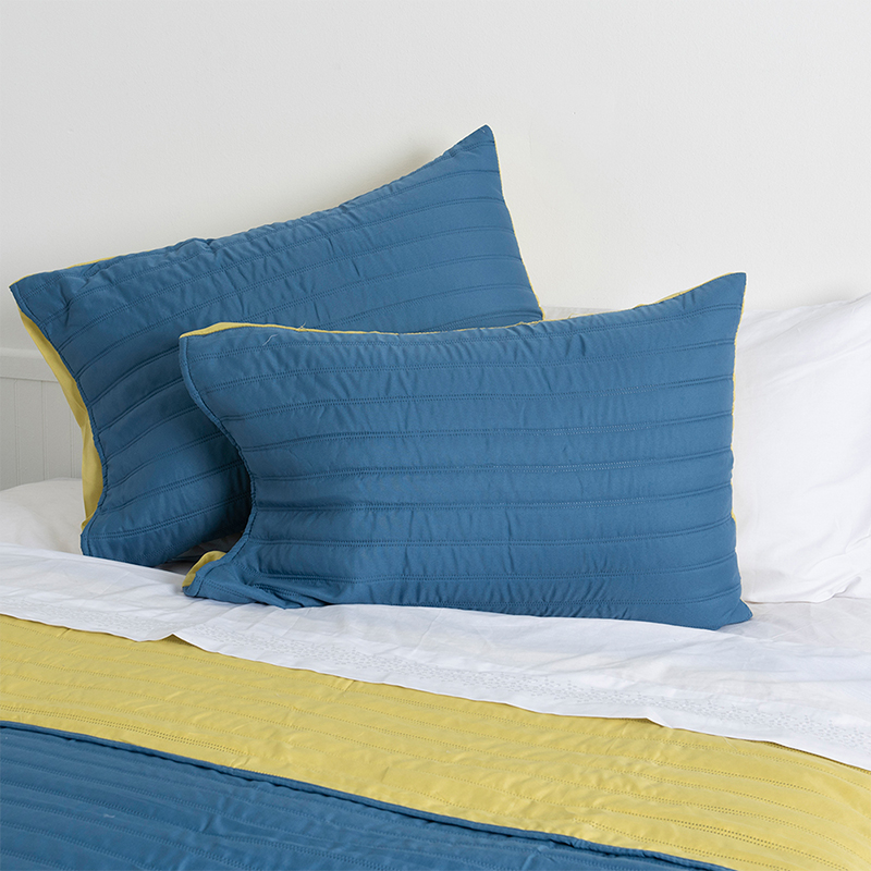 Quilt Toledo Liso 2.5 Plazas / Azul y Amarillo - Mashini - Imagen 3