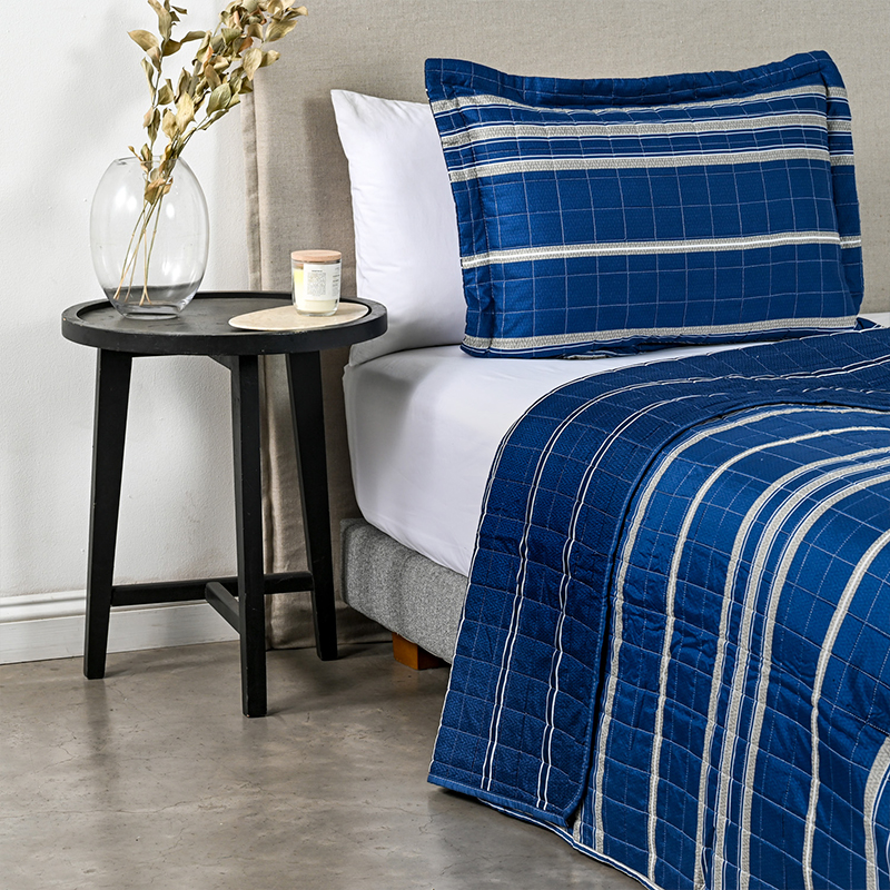 Quilt Estampado 1.5 Plazas / Marino - American Family by Cannon - Imagen 2