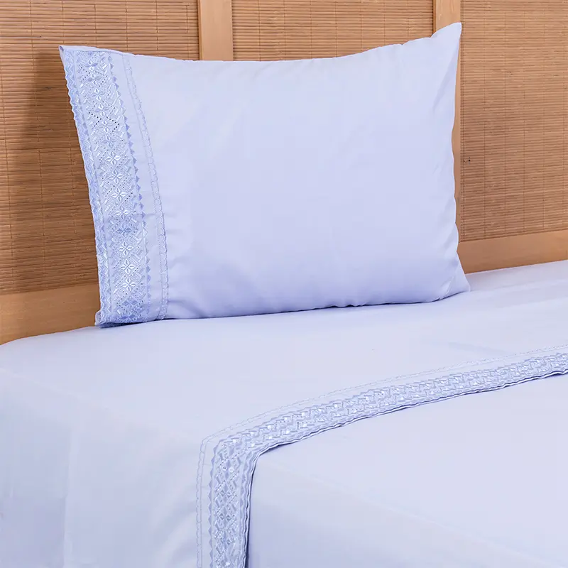 Sábanas Microfibra Broderie 1.5 Plazas / Morado - Plumetti