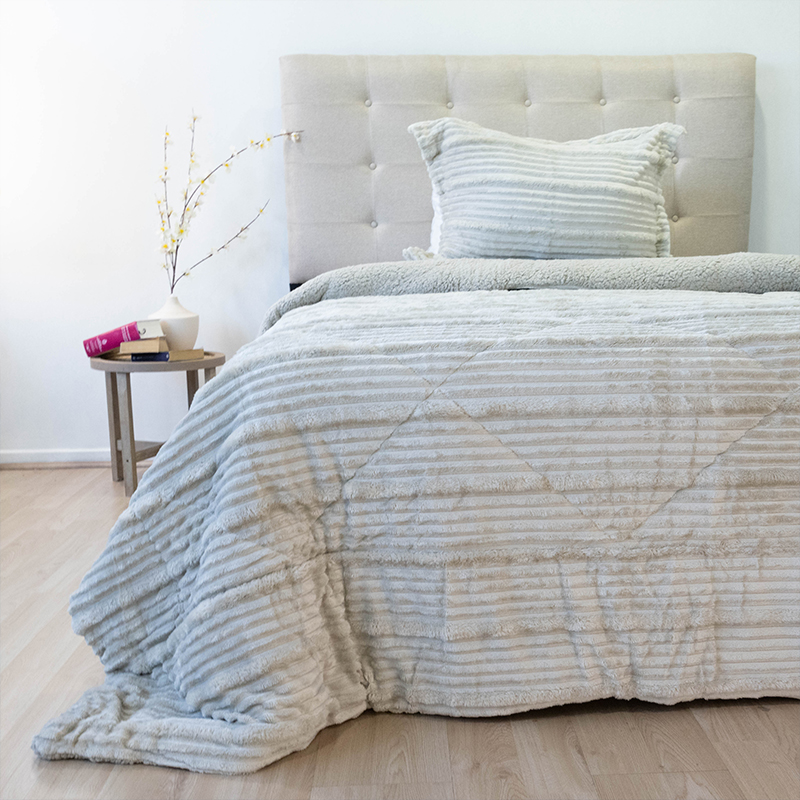 Cubrecama Cotelonni Sherpa 1.5 Plazas / Beige - Doral