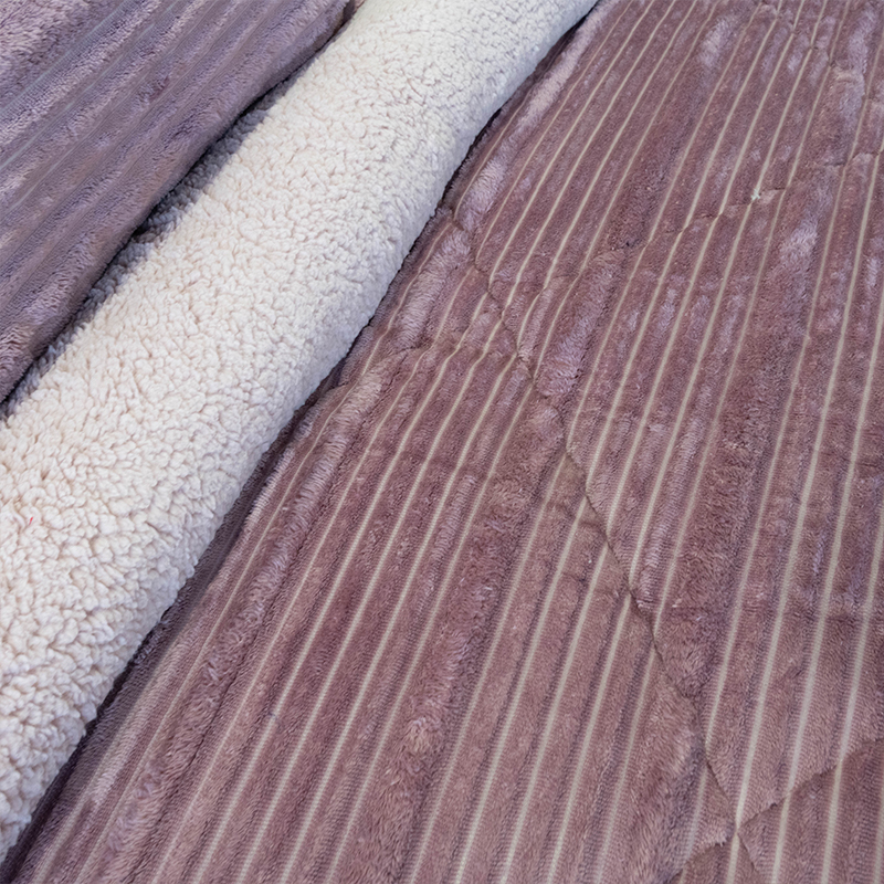 Cubrecama Cotelonni Sherpa 1.5 Plazas / Rosa Viejo - Doral - Imagen 2