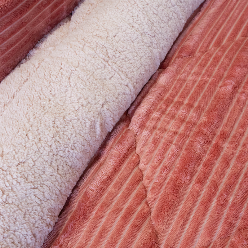 Cubrecama Cotelonni Sherpa 2.5 Plazas / Coral - Doral - Imagen 2