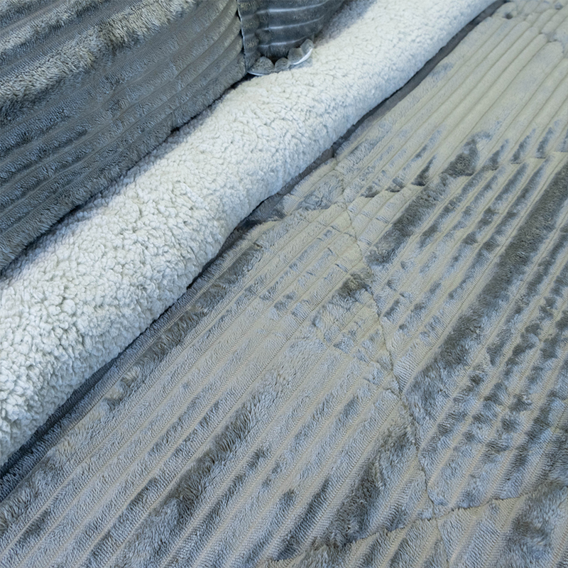 Cubrecama Cotelonni Sherpa 2.5 Plazas / Gris - Doral - Imagen 2