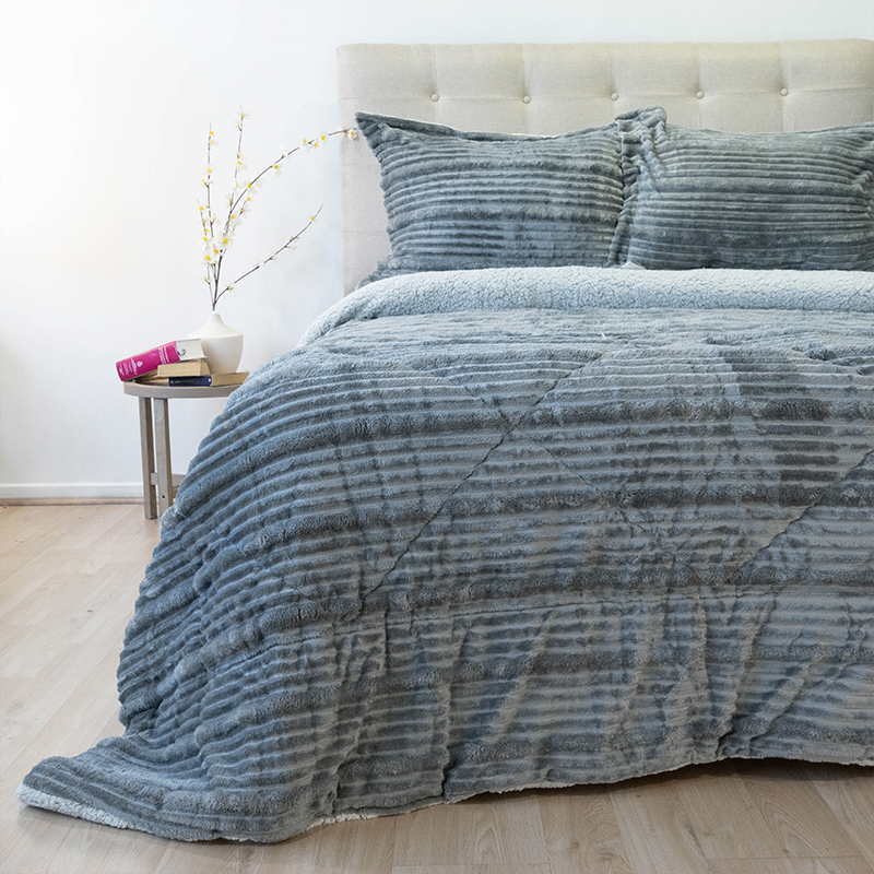 Cubrecama Cotelonni Sherpa 2.5 Plazas / Gris - Doral