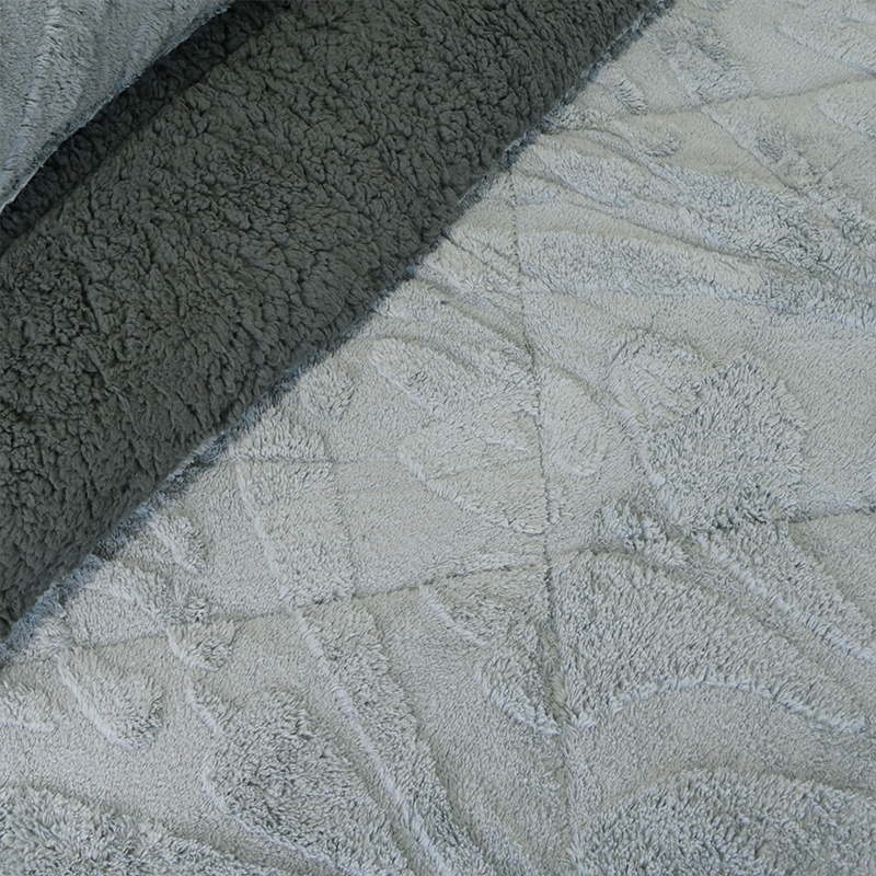 Cubrecama Sherpa Jacquard Deluxe 2 Plazas / Gris - Doral - Imagen 2