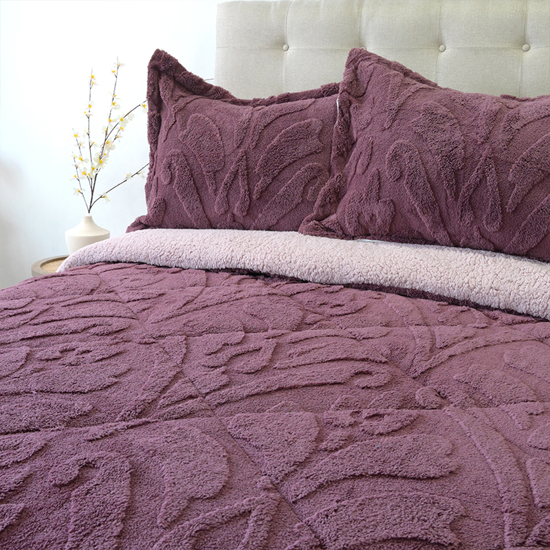 Cubrecama Sherpa Jacquard Deluxe 2.5 Plazas / Obispo - Doral - Imagen 3