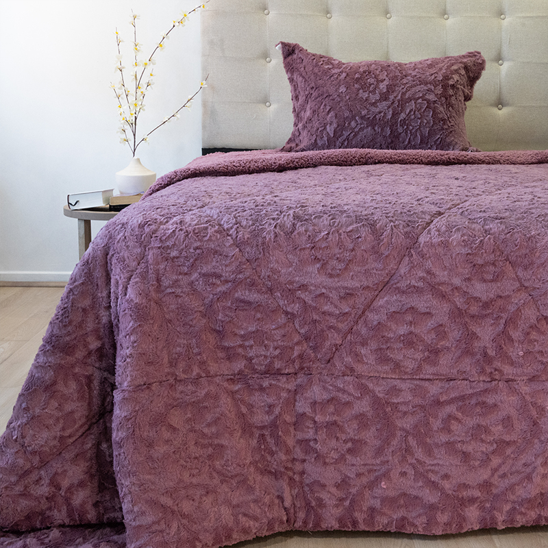 Cubrecama Plush Deluxe Sherpa 1.5 Plazas / Obispo - Doral