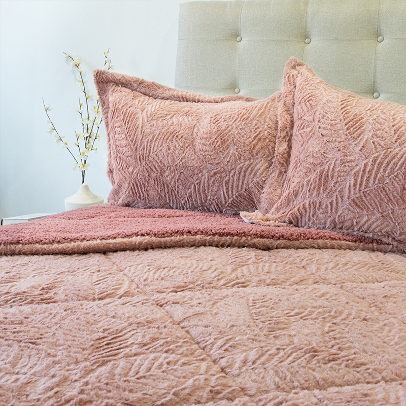 Cubrecama Plush Deluxe Sherpa 3 Plazas / Rosa Viejo - Doral - Imagen 6