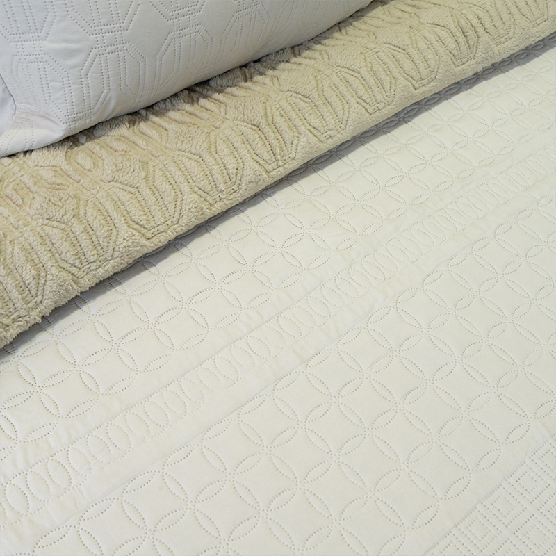Quilt Hotpress Viena Con Sherpa 1.5 Plazas / Beige - Doral - Imagen 2