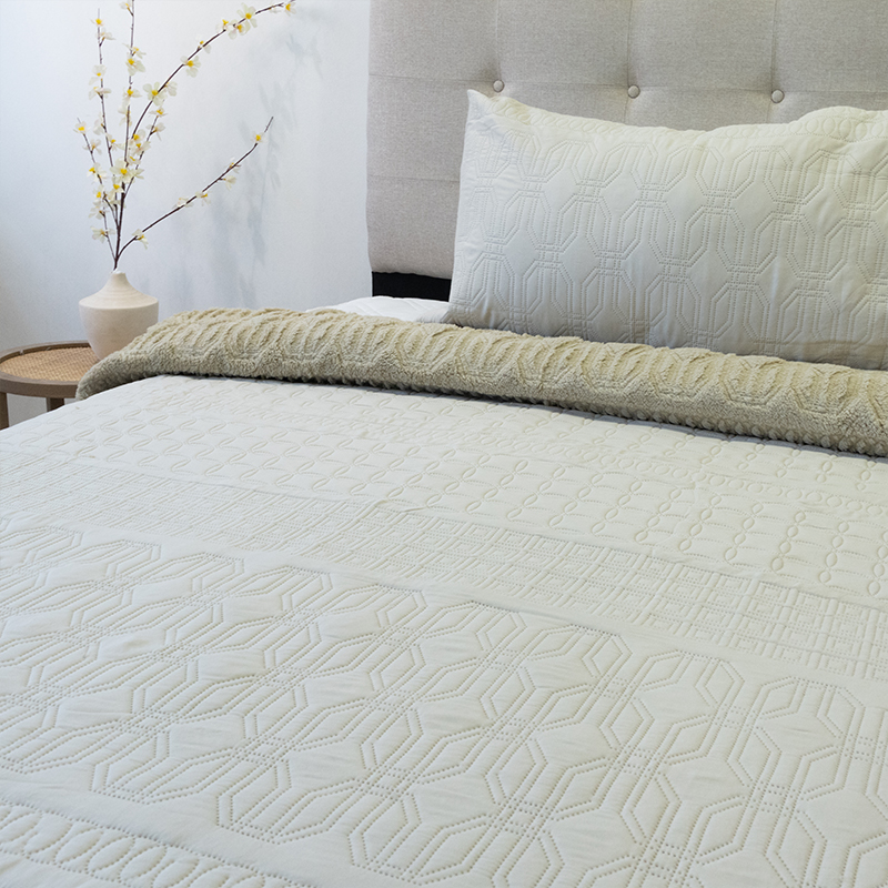 Quilt Hotpress Viena Con Sherpa 1.5 Plazas / Beige - Doral - Imagen 3