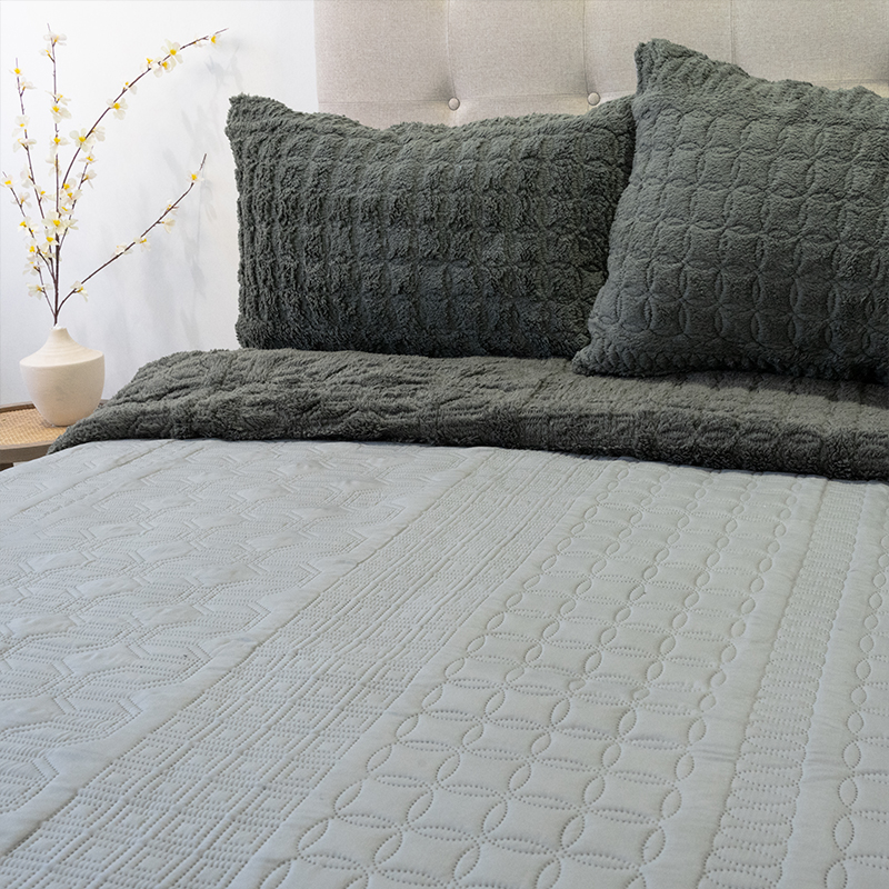 Quilt Hotpress Viena Con Sherpa 2 Plazas / Gris - Doral - Imagen 2