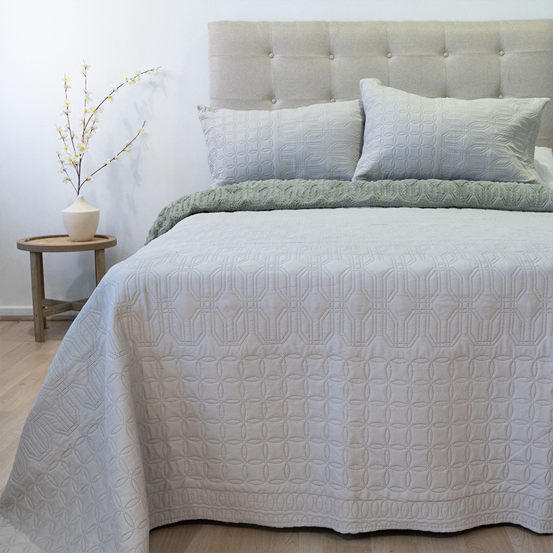 Quilt Hotpress Viena Con Sherpa 2.5 Plazas / Arena - Doral