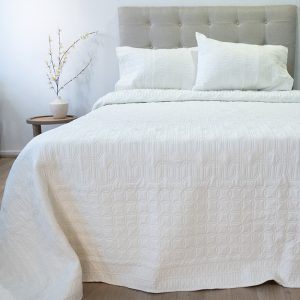 Quilt Hotpress Viena Con Sherpa 3 Plazas / Blanco - Doral