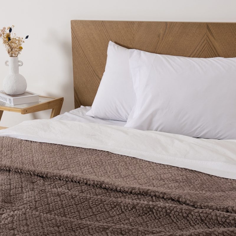 Frazada Atlantic Sherpa Jacquard 2 Plazas / Taupe - Mashini - Imagen 3