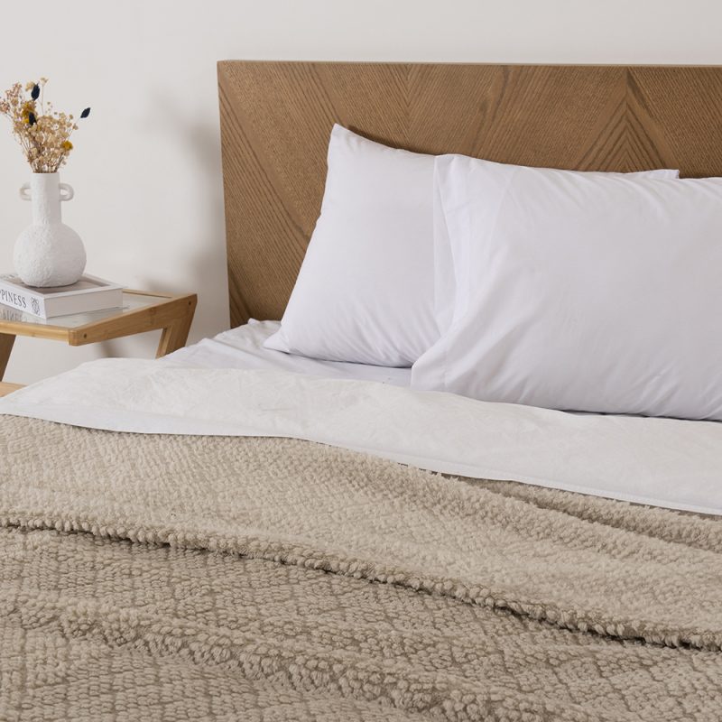 Frazada Atlantic Sherpa Jacquard 2 Plazas / Beige - Mashini - Imagen 3