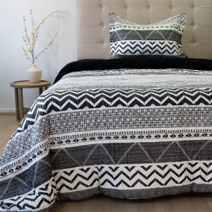 Plumón Estampado Outboss Deluxe 1.5 Plazas / Zigzag Blanco Negro - Doral