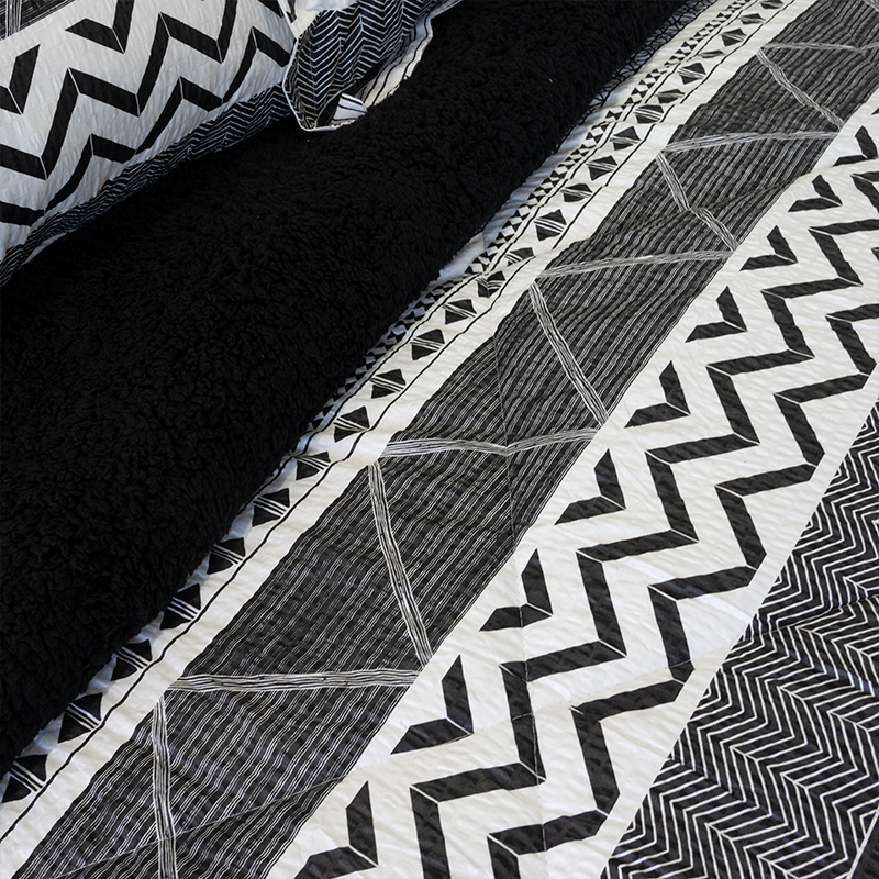 Plumón Estampado Outboss Deluxe 2 Plazas / Zigzag Blanco Negro - Doral - Imagen 2