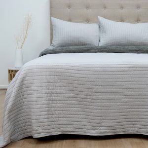 Quilt Hotpress Sena Con Sherpa 2 Plazas / Gris - Doral