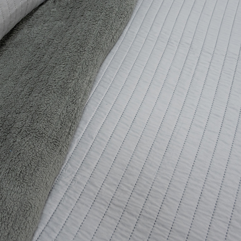Quilt Hotpress Sena Con Sherpa 2.5 Plazas / Gris - Doral - Imagen 2