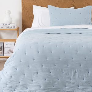 Quilt Bordado Oviedo 1.5 Plazas / Celeste - Mashini