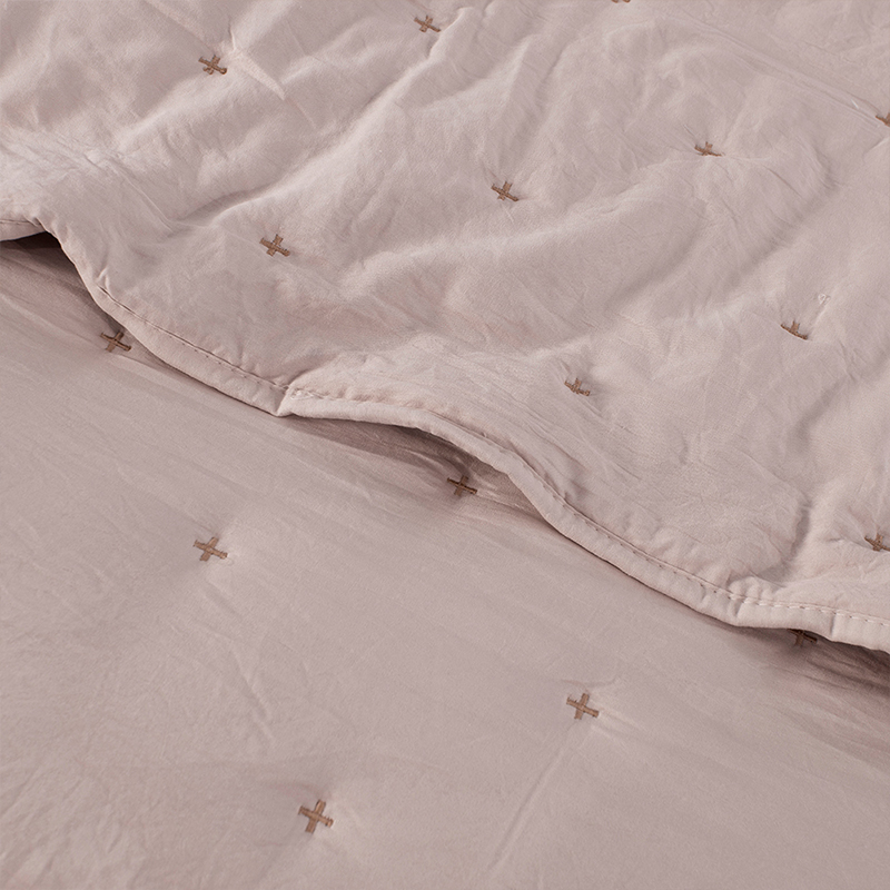 Quilt Bordado Oviedo 1.5 Plazas / Taupe - Mashini - Imagen 2