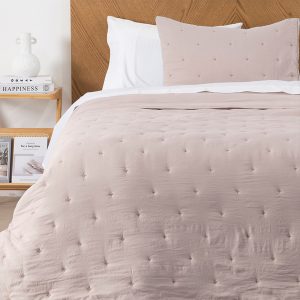 Quilt Bordado Oviedo 1.5 Plazas / Taupe - Mashini