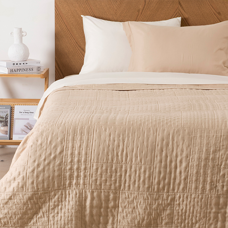 Quilt + Sábana Liso 1.5 Plaza / Beige - Mashini